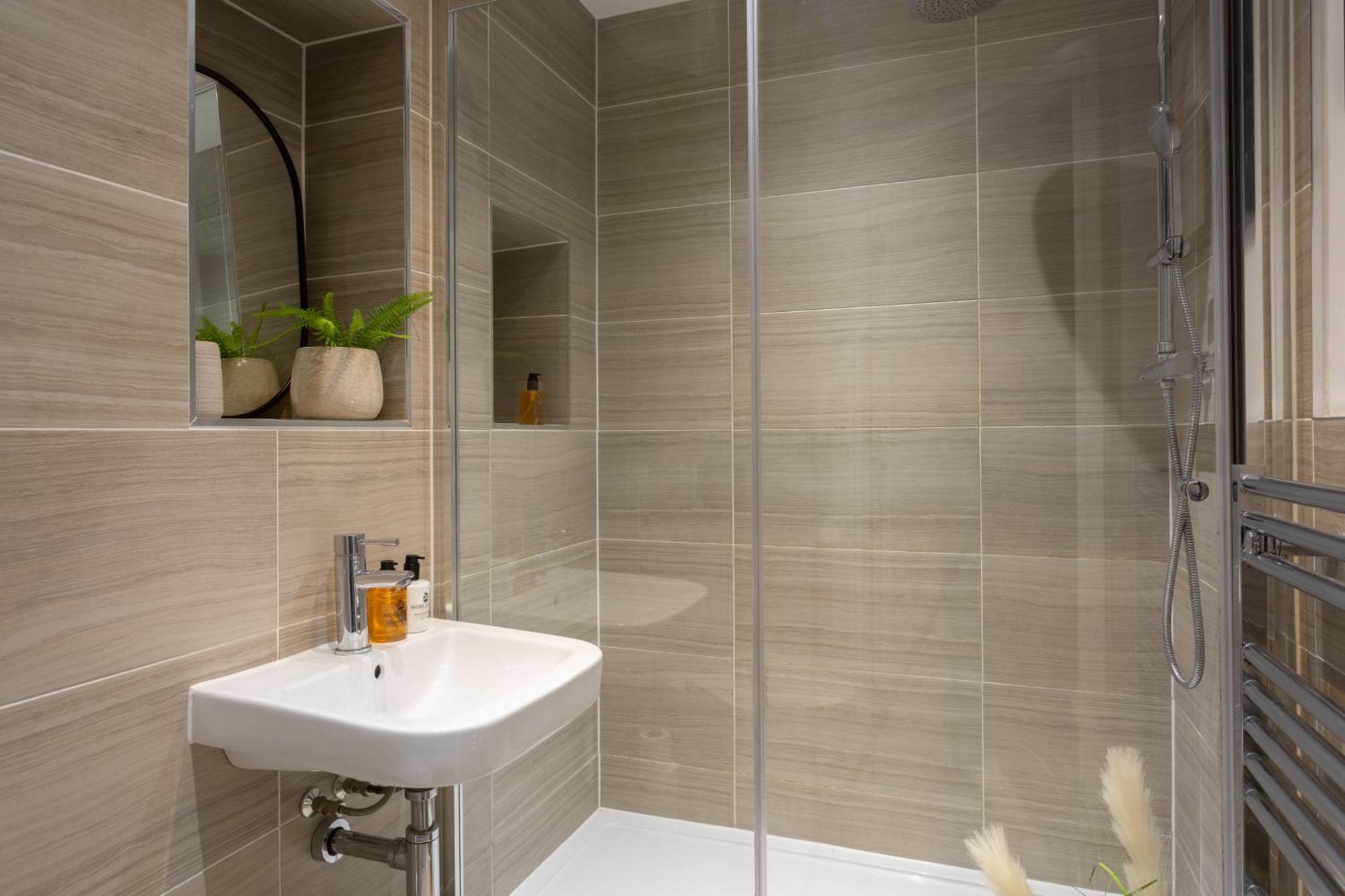 London Mews, Modern Apartment - Sleeps 4 York Luaran gambar